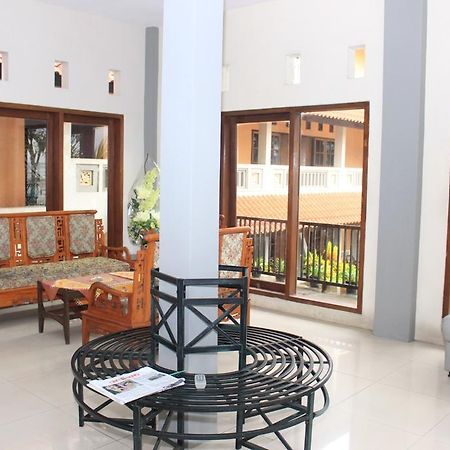 Hôtel Baru Dua Beach à Banyuwangi  Extérieur photo